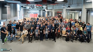 Zdjęcie grupowe z 14 Sesji Linuksowej